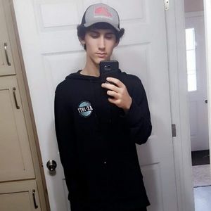 Meet your Posher, Tony